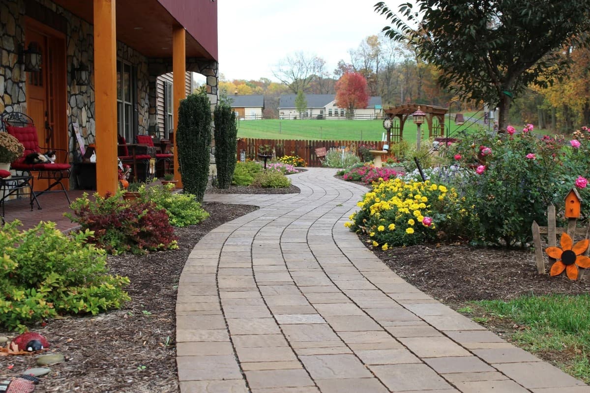 Central Pennsylvania Homeowners Embrace Interlocking Paver Driveways for Durability and Cost-Effectiveness