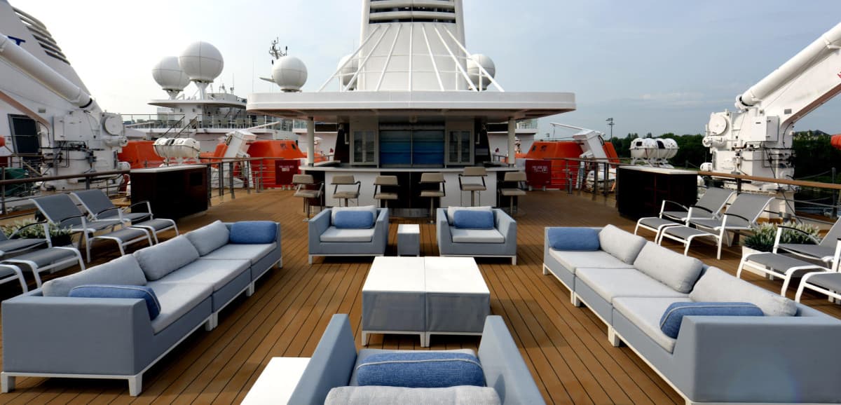 Cruise Industry Transforms Outdoor Spaces with Custom Furniture to Meet Maritime Challenges